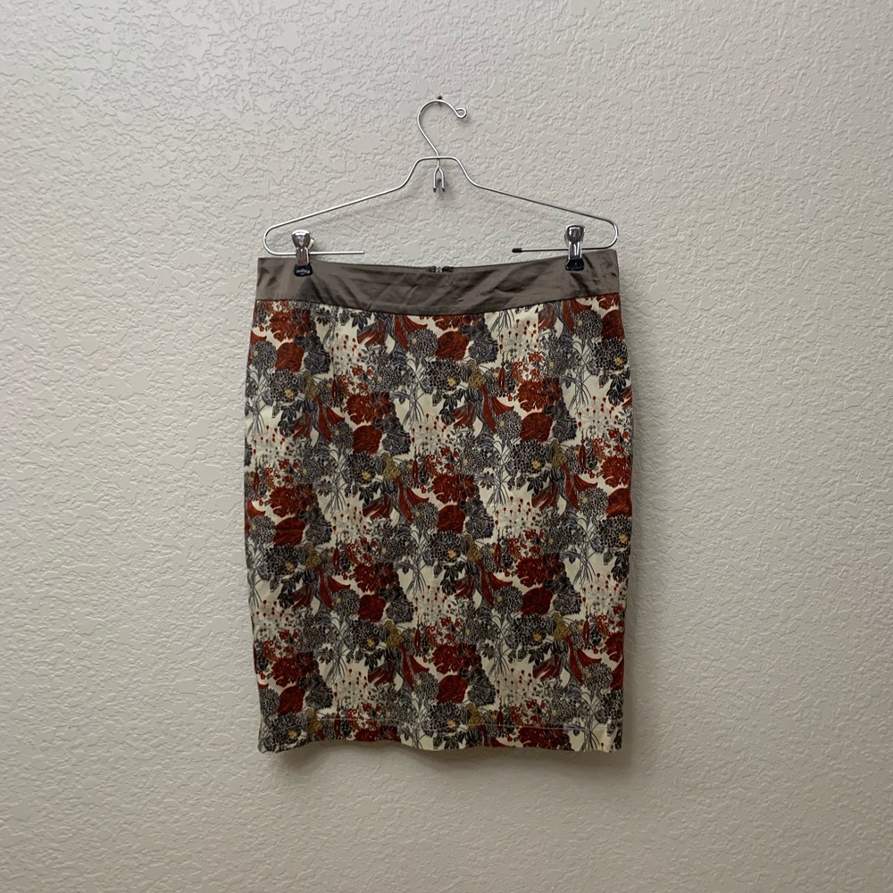 Pencil skirt